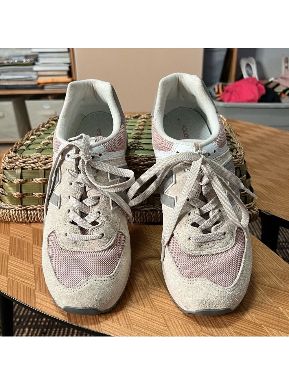 New Balance 547 Series Cream and Pink Sneakers (Gently used) - Picture 4 of 8
